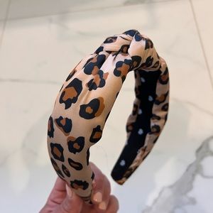 Lele Sadoughi SILK LEOPARD PRINT HEADBAND
